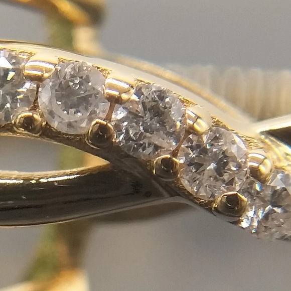 Stunning Natural 1.62 CT Emerald and 0.06ct Diamonds on 18K Ring Size 6.75 - Picture 11 of 12